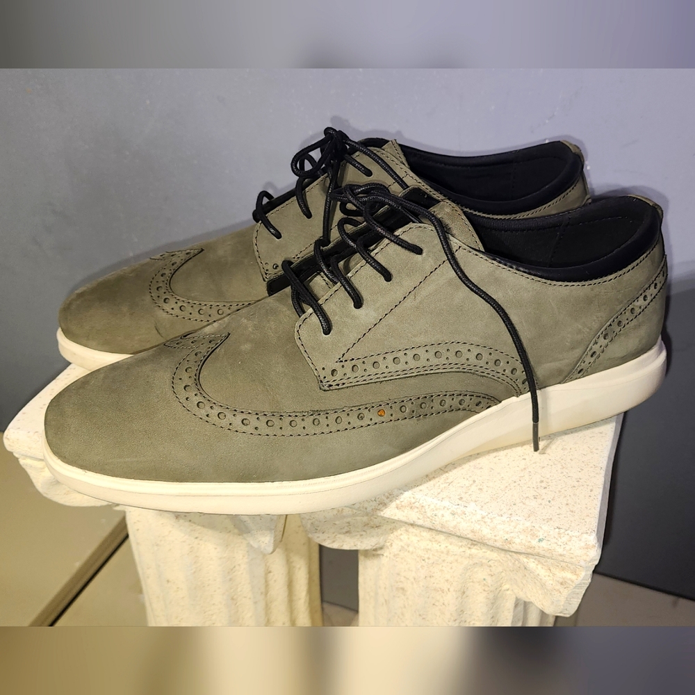 Cole hann Oxford tip olive green Suede shoes size 13